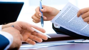 Tipos de contratos: en qué se diferencian y cuáles son sus características